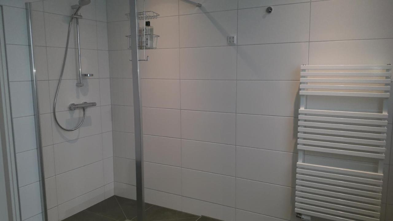 Villa Groot Familiehuis Voor 6 Personen In Landelijke, Rustige Omgeving Breezand Exterior foto